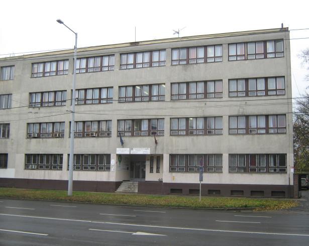 AZ ELLENŐRZÉS TERÜLETE A Magyarországi Magiszter Alapítvány, mint Fenntartó A debreceni székhelyű Fenntartó 2000-ben alakult 0,05 M Ft induló vagyonnal, alapítói magánszemélyek voltak.