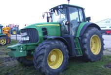 588 750 27 417 713 John Deere 7215R Üzemóra: 2500 Ị Motor LE: 215 25 000 000