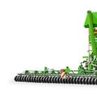 Vetéstechnika Primera DMC nagy területi teljesítményű vetőgép 64 65 Munkaszélesség Vetőmagtartály térfogata 3 m / 4,5 m / 6 m / 9 m / 12 m 4200 l / 6000 l / 13000 l Az elosztófej számos