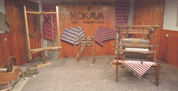 Prvým bol DVOR PAĽA BÚTORA. Trval dva dni, začal v piatok o 18.00 hod. a končil v sobotu večer. Otvorila ho riaditeľka NOS, Mária Ambrušová.