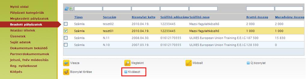 Kiválasztás után a megjelenő képernyő bal oldalán az Alapadatok és Pénzügyi adatok fület látja.