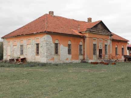 Volt Brezovay kúria VOLT BREZOVAY KÚRIA A Brezovay család építette a XIX. század elején ezt a szabadon álló klasszicista kúriát.