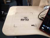 RFID= rádiófrekvenciás azonosító rendszer (Radio