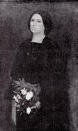 A szent sír előtt (Besnyő), 1912 akvarell, papír Dénes 1939. 200. sz. tétel: ismeretlen helyen irodalom: OMKT 1912.