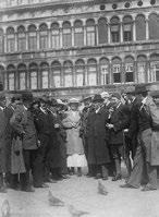 Körösfői-Kriesch Aladár családjával a műteremben, 1910 19.
