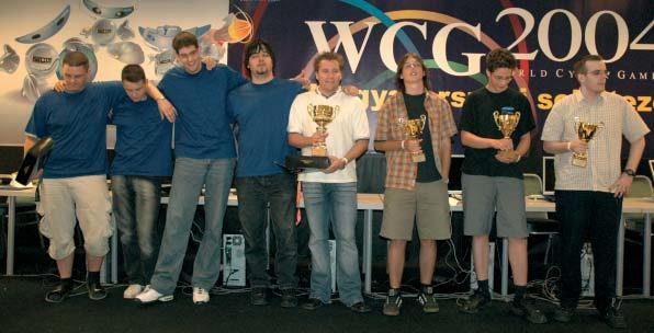 ÚJDONSÁGOK A LEGNAGYOBB, LEGRANGOSABB LAN WCG 2004 Mint minden évben, idén is megrendeztük a mostanra már szinte hagyományosnak is nevezhetõ magyarországi selejtezõt. 2004. augusztus 27 29-én közel négymillió forint értékû nyereményért szállhattak ringbe a progamerek a Camponában.