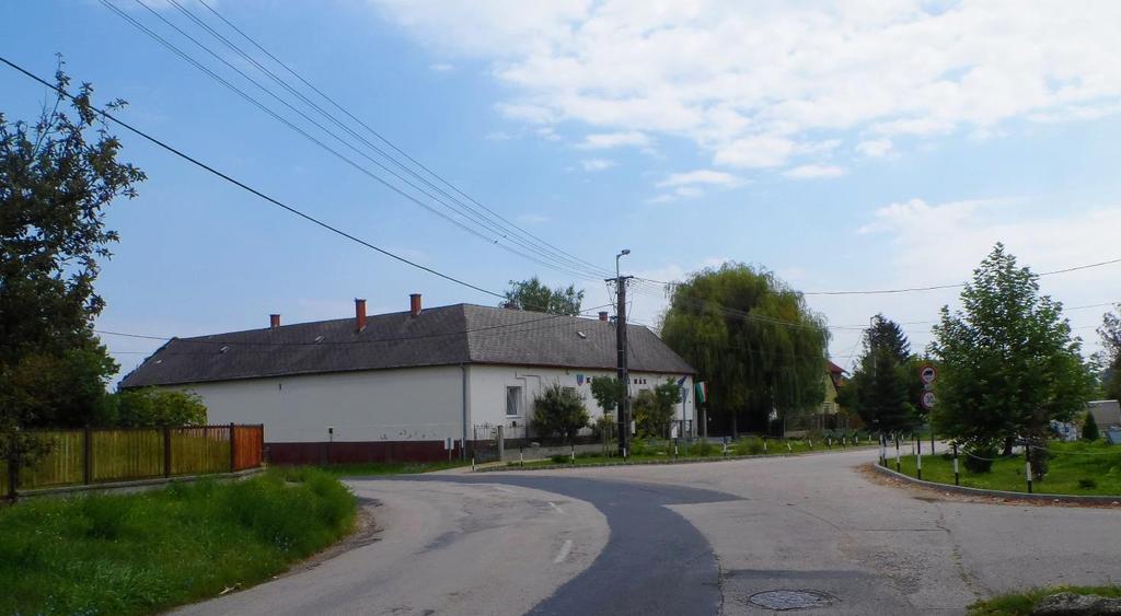 UTCAKÉPEK Egy település általános utcaképét a mikro domborzat, az utcák szélessége, a telekmorfológia, a