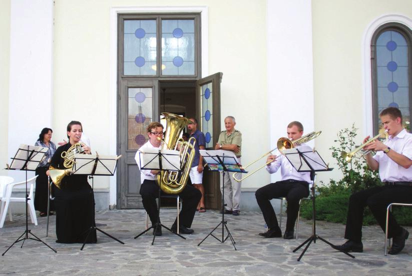 KONCERTEK / CONCERTS A Crescendo Fesztivál egyik célja, hogy minél több résztvevő számára biztosítson fellépési lehetőséget, hogy annak keretében bemutathassák tudásukat közönség előtt is.