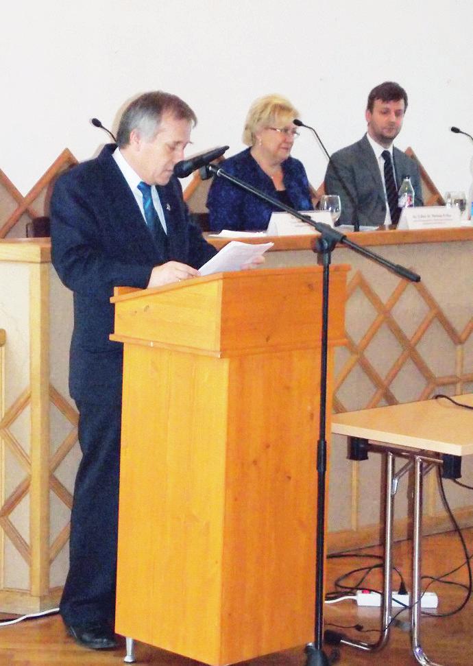 konferenciát. A szombathelyi Martineum Felnőttképző Akadémián 2016.