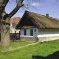 60935, E18.21154) Tel.: +36 30 640 5704 E-mail: faluhaz@kocs.hu www.kocs.hu minden nap (every day / jeden Tag) 11.00-15.