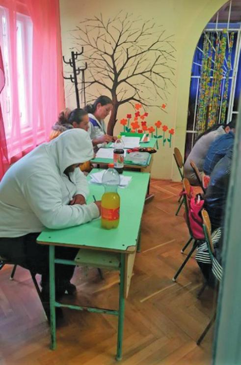 A forgatás során tréningfoglalkozás, közös versolvasás, szójátékok, feladatmegoldás, kommunikációelmélettel kapcsolatos témák csoportos feldolgozása valósult meg.