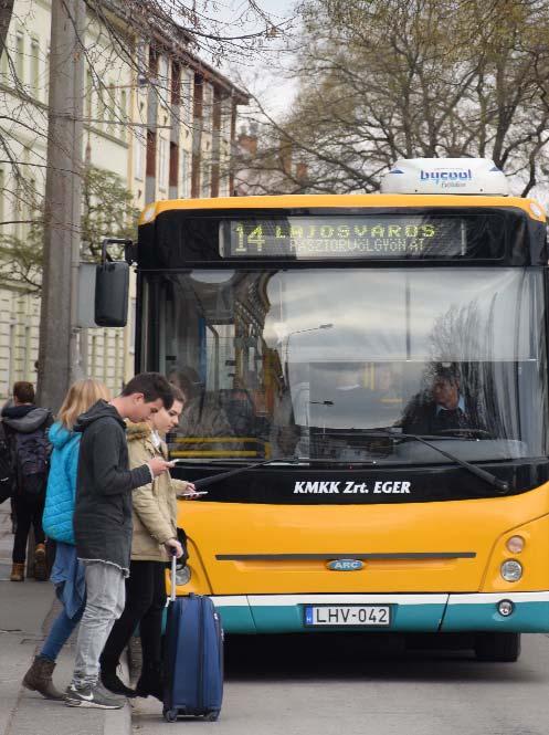 forgalomban sem domináns, a regionális és elővárosi forgalomban pedig egyértelmű az autóbusz fölénye.