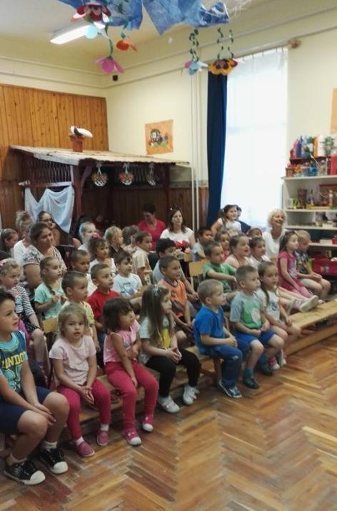 Köszönjük a könyvtár dolgozóinak szívélyes fogadtatást! Május 17.-én tartottuk meg óvodai nagy tavaszi kirándulásunkat.