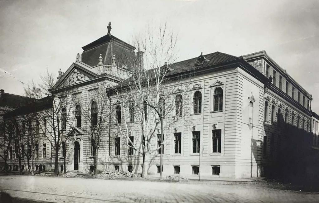 KILENCVEN