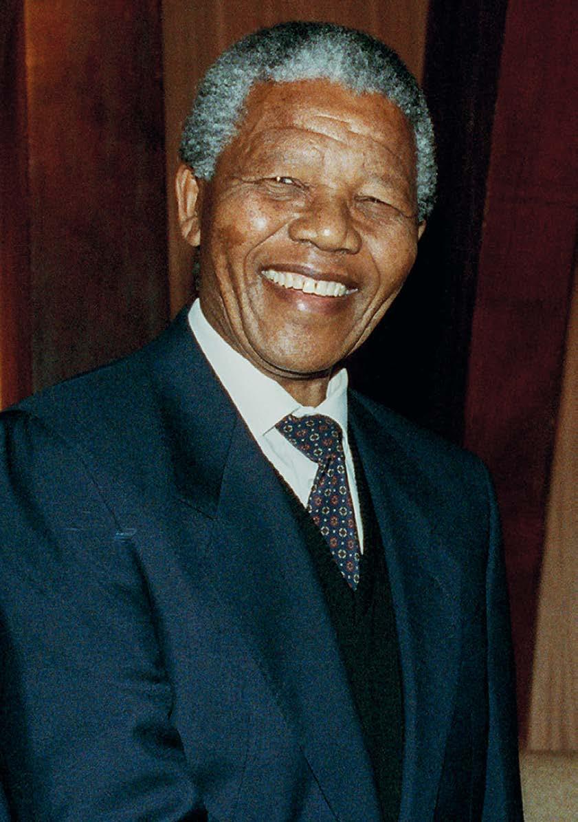 1988 Nelson Rolihlahla Mandela Hat évvel azután, hogy elnyerte az első Szaharov-díjat, Nelson Mandelát az első szabad választások alkalmával a Délafrikai Köztársaság első fekete elnökévé és