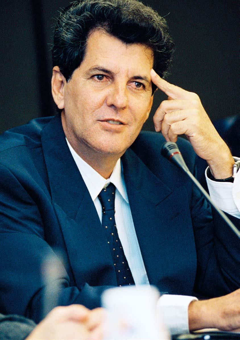2002 Oswaldo José Payá Sardiñas European Union EP PE Oswaldo José Payá Sardiñas (1952 2012) elsősorban a Varela-terv alapítójaként ismert, amely azt követelte, hogy tartsanak népszavazást a polgári