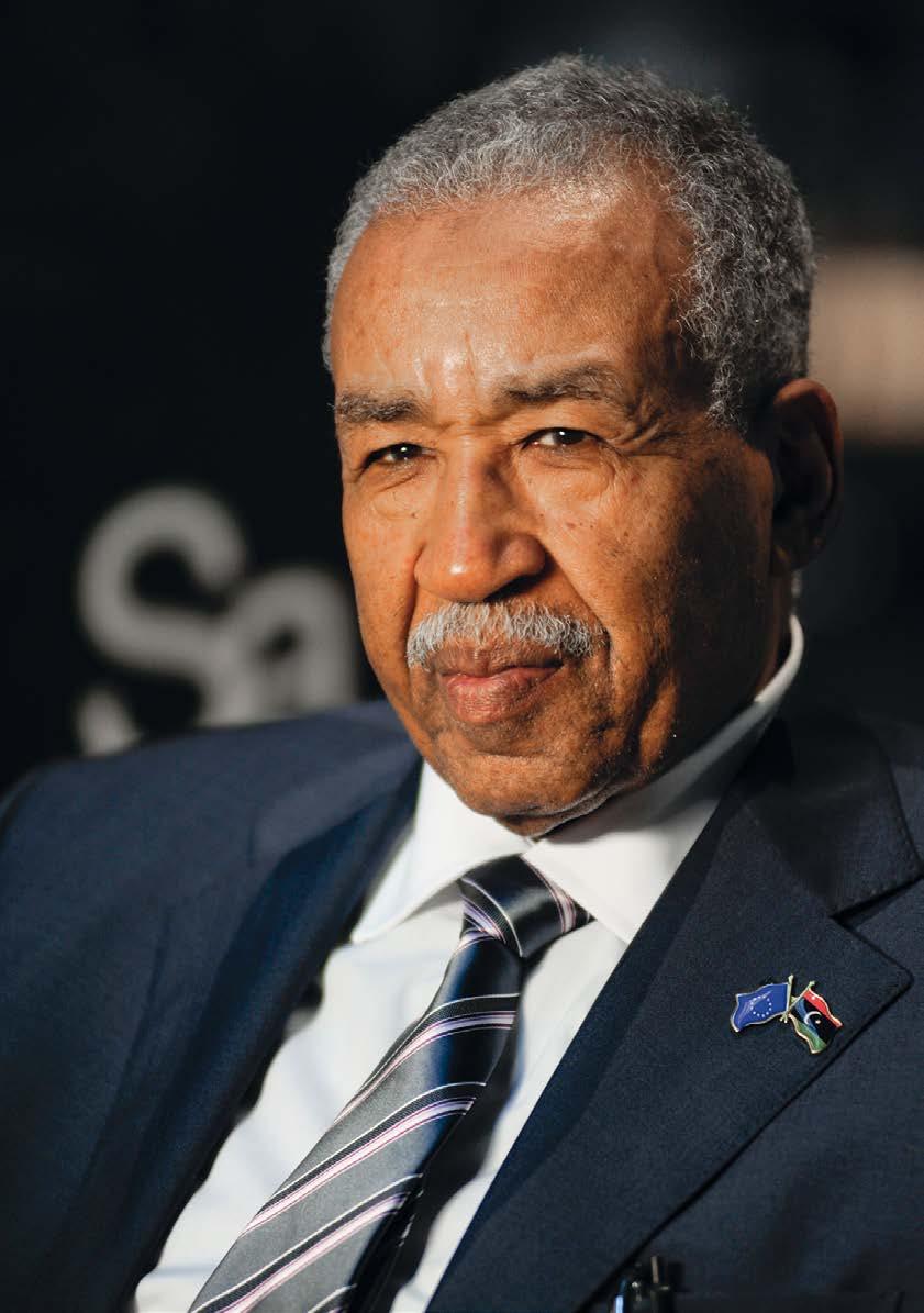 2011 Ahmed asz-szanúszi Az 1934-ben született Ahmed asz-szanúszi Líbia világnézeti okokból leghosszabb ideje bebörtönzött foglya.