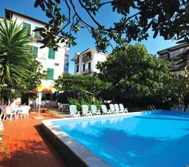 -5% 7=6 éj árán (ahol jelezve, kivéve ünnepi időszakok!) Standszerviz az árban! (Mediterranee, Cristal) Reggeli lehetőség (Riviera, Perla Marina). Ágynemű huzattal az árban!