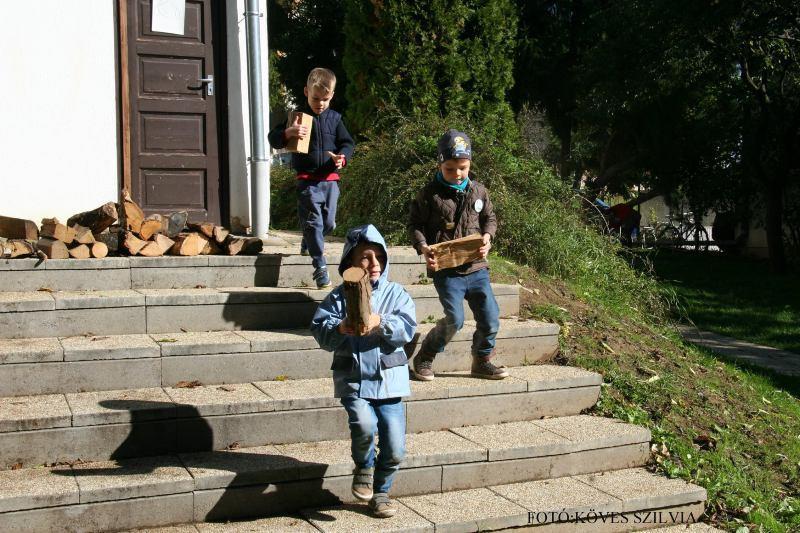 A kemencénél fát