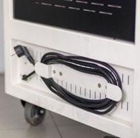 darab laptop/tablet tárolására és töltésére alkalmas fém szekrény, 3 fix fém polc,