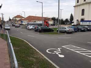 ábráján található kiegészítő táblával, így a tábla kihelyezését követően az érintett területen várakozni (parkolni) csak 1 óra