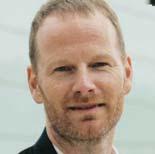 INTERJÚ 25 JOACHIM TRIER exkluzív Norvégia sztár- rendezője eddig drámákban uta- zott, de a Thelma című filmjével nagy lépést tett Hollywood felé.