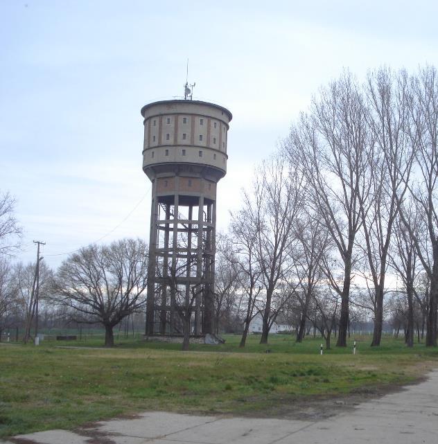 Javaslat: Állagmegóvás. 65. Állampuszta Hrsz: 0148/10 Víztorony, épült a XX. század első harmadában.