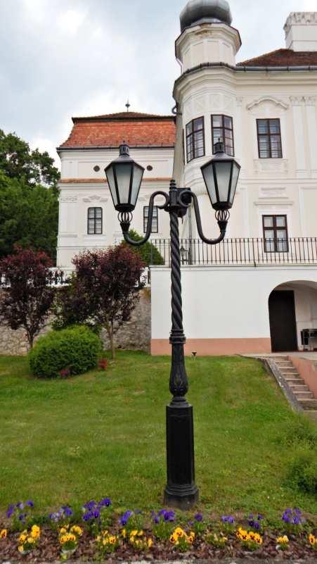 részletmegoldást.