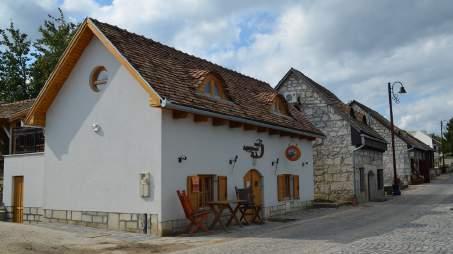 borbárig minden szerepel a palettán.