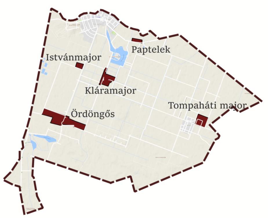A lakóépületek a telken belül hátrahúzva kaptak helyet, de a tanyavilágra jellemző udvarok és melléképületek itt nem jellemzőek. Paptelek, Forrás google.