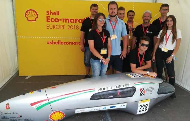 A Kandóban foyamatosan jeen van az innováció, Magyarországró egyedüi középiskoai csapatként 2011 óta veszünk részt a She Eco-Marathon versenyen, az eektromos prototípus kategóriában.