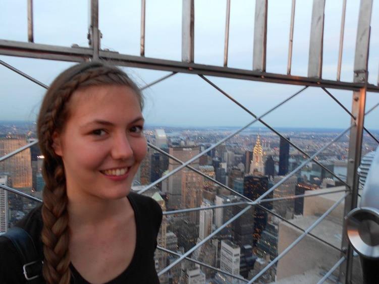 kép: New York A kép az Empire State Building tetején készült, a Chrysler buildinggel a háttérben.
