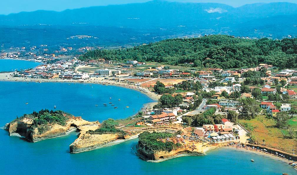 SIDARI CANAL D AMOUR Sidari a sziget északnyugati részén, a fõvárostól (Korfu) 29 km-re fekszik.