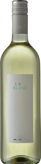 Fehérborok / White Wines / Weissweine légli BLAnc 2016 Balatonboglár 2016-ban 67% olaszrizling adja meg a karakterét, amelyet érettebb sauvignon blanc frissít, fűszerez.
