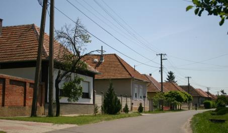 átalakuló telektömbökben a Kádár korszak egységes jellegű