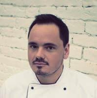 OKTATÓK JAHNI LÁSZLÓ Az egyre divatosabb farm-to-table koncepció hazai nagykövete, a népszerű balatonszemesi Kistücsök Étterem konyhafőnöke.