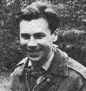 A képen látni a hontalan sasok egyik csoportját Plattlingban. (Balról a második Bodnár Gábor) Hontalan Sasok (1947).