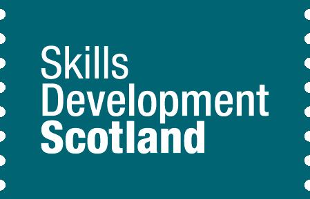 A PACE (Partnership Action for Continuing Employment) programmal a skót kormány olyan kezdeményezést dolgozott ki, amelynek célkitűzése, hogy tanáccsal és segítséggel tudják azokat ellátni, akik már