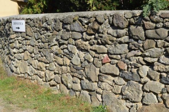 Ezek a részek akár sűrűbben is cserélhetők, ha a tulajdonos már mást szeretne vagy az elérhető