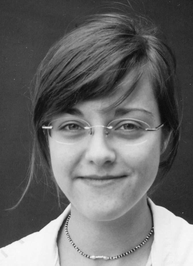 hely eredményes Horváth Klaudia 3.A 5. hely C-kategória másodikosok versenye (szakkörvezető: Szabó Endre) Izsóf Máté 2. A. 1.