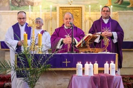 24. ol dal JÁ NOS HAL MI HA RAN GOK Búcsú 2018 A szeretet nem csak arról szól, hogy szeretgetjük egymást. Legyen jelenvaló, áldozatos és érzékelhető.
