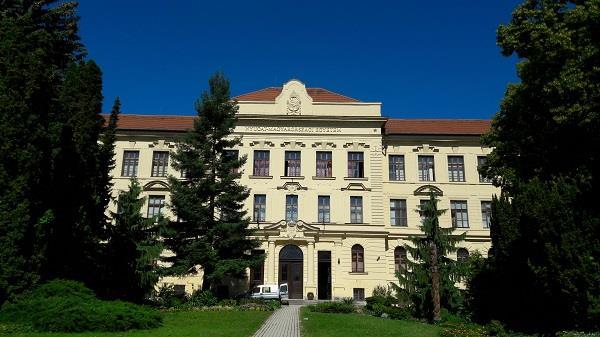 AZ ELLENŐRZÉS TERÜLETE Soproni Egyetem, mint a Nyugat-magyarországi Egyetem jogutódja Az Egyetem 2 jogelőd intézményét III. Károly alapította 1735- ben Bányatisztképző Iskolaként Selmecbányán.