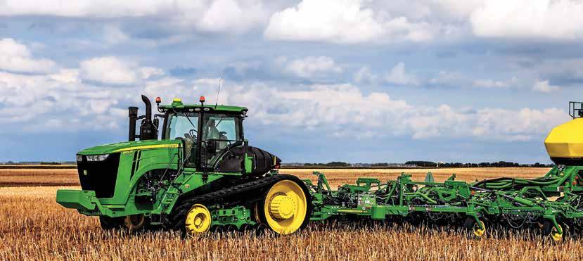 TRAKTOROK - Gépajánlat 2017 JOHN DEERE 8RT ÉS 9RT HEVEDERES TRAKTOROK A gumihevederes traktor megoldást jelent azok számára akik, a talaj szerkezetét minél jobban védve, szélsőséges talajállapotok