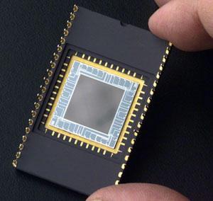 CCD DETEKTOROK Charge-Coupled Device