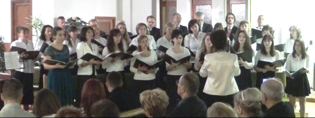 Ők az a korosztály, akik sokszor mellőzöttnek, netán kevésbé fontosnak érzik magukat, és mindez felerősödhet egy-egy ilyen ünnep alkalmával.