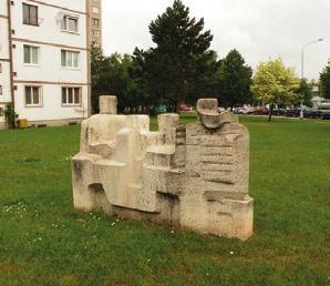 Nástup na slovenskú výtvarnú scénu bol impozantný, v oblasti prezentácie (realizácií výstav) i v monumentálnej tvorbe.
