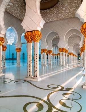 A tradicionális ebéd elfogyasztása után a Bahrein Nemzeti Múzeum, majd az 1987-ben épült, 7000 hívő befogadására alkalmas Al-Fateh nagymecset megtekintése, melyet Bahrain alapítója után neveztek el.