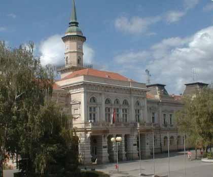 Műszaki Iskola Becse városháza építése, és ugyanabban az évben megkezdődött az óbecse-szabadkai vasútvonal
