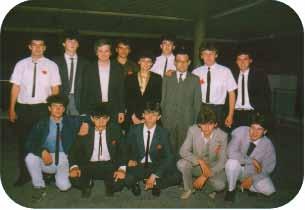 године Érettségi záróünnepség 1986/87-es tanévben IIIe