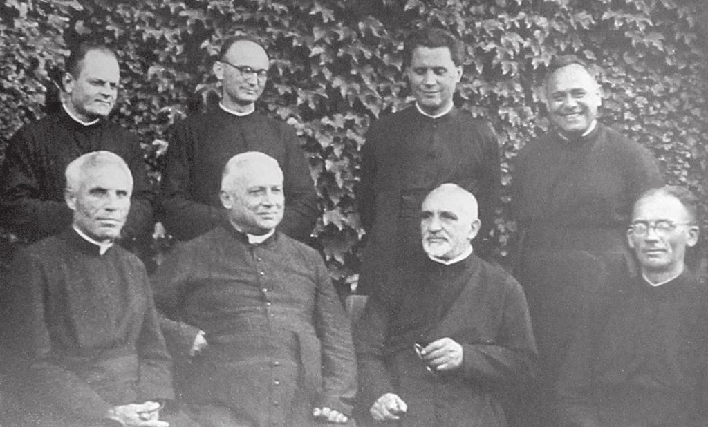 Képek, dokumentumok Hódmezővásárhelyi jezsuiták 1948 szeptemberében Álló
